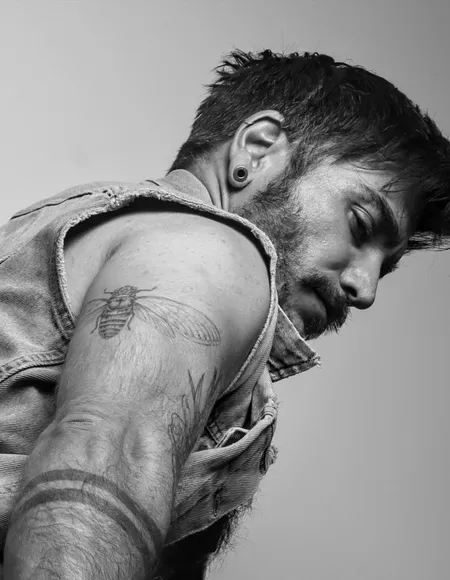 Grey Medio profile photo