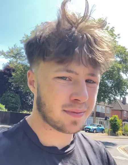 Harleybigcock😈 profile photo