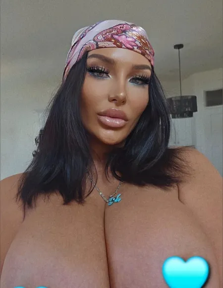 YOU STROKING RN?😈🍌 profile photo