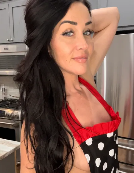 Harper Stone profile photo