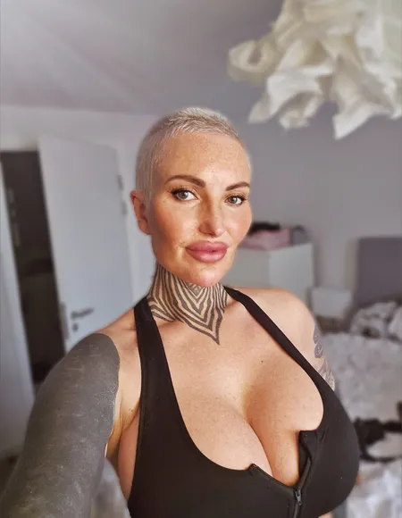 Hayley Hazard profile photo