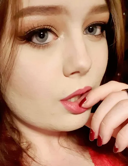 HazelBerry profile photo