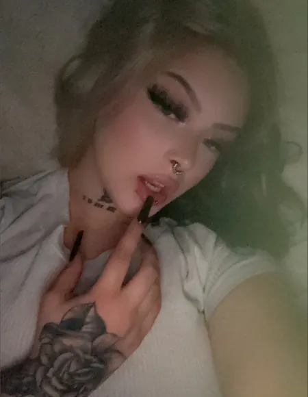 Henny Love profile photo