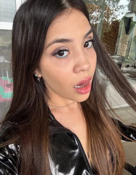 HIGHNESS LUCIANA 🐉 SOFT FEMDOM profile photo