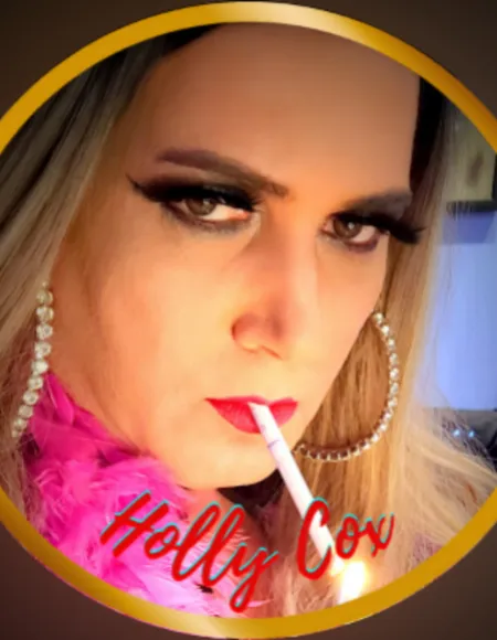 Holly Cox profile photo
