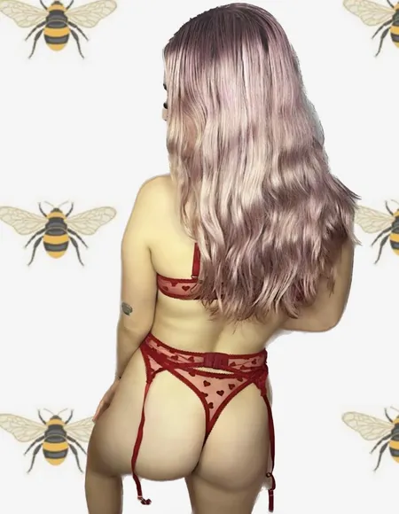 Honey Bree🍯 profile photo