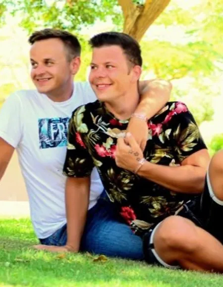 Hot_gaycouple profile photo