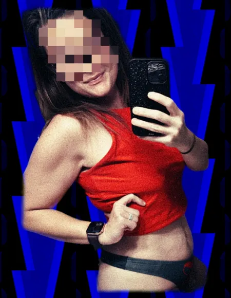 HotScrubsWife profile photo