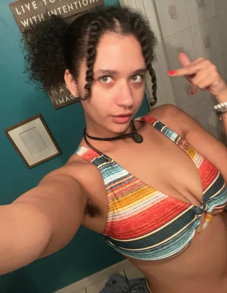 Bad girl profile photo