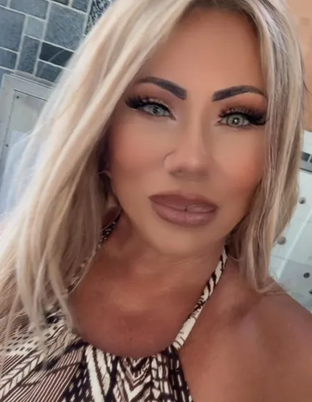 Queen Tots profile photo