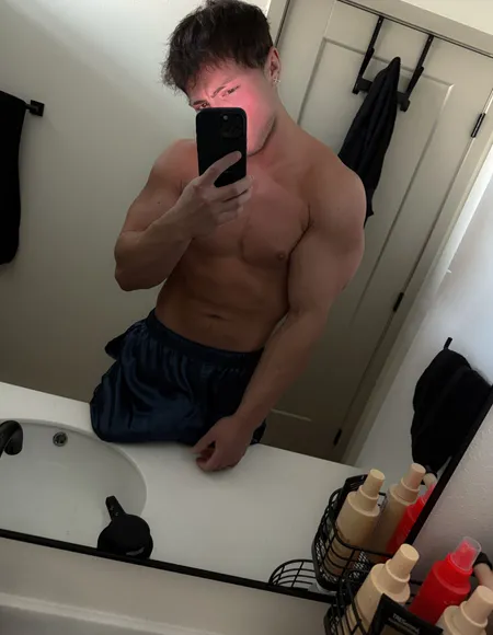 HungDagger profile photo