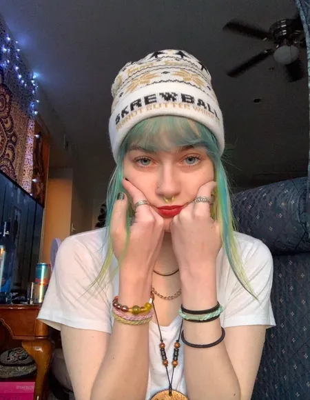 icy profile photo