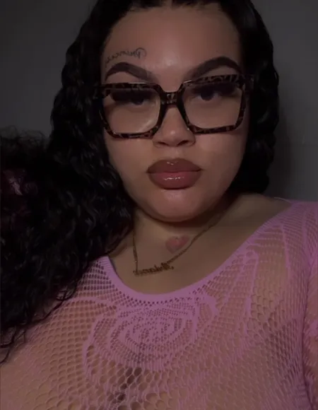 ARI WIT THE THROAT profile photo