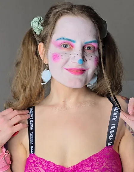 Inara Page aka Squishy the Clown Girl profile photo