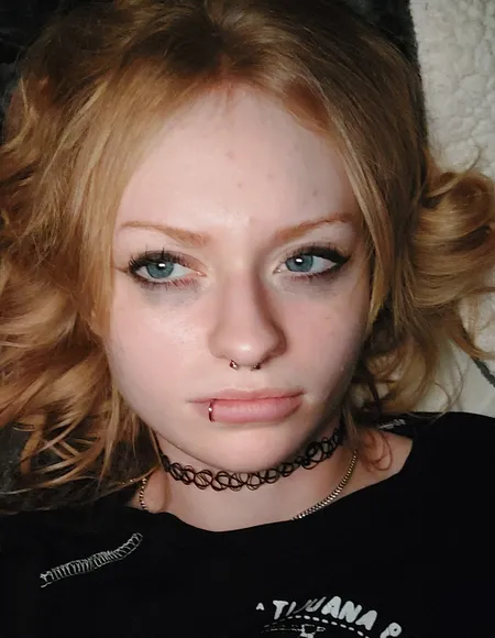 InternetGirl2006 profile photo