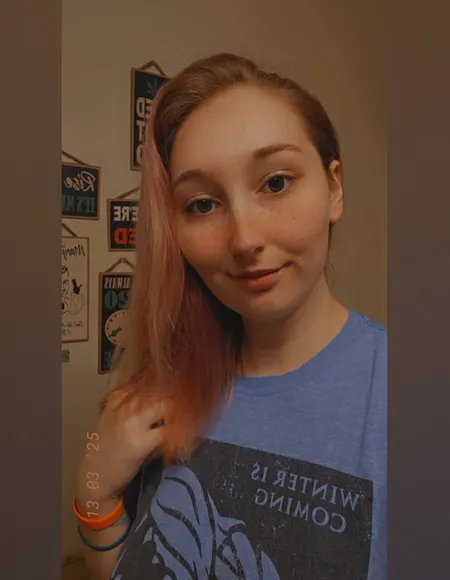 Iris Layne profile photo