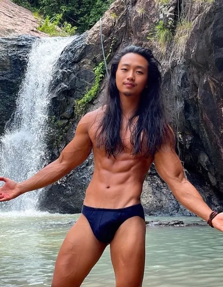 Asian Tarzan 🌴💪🏼 FREE❗ profile photo