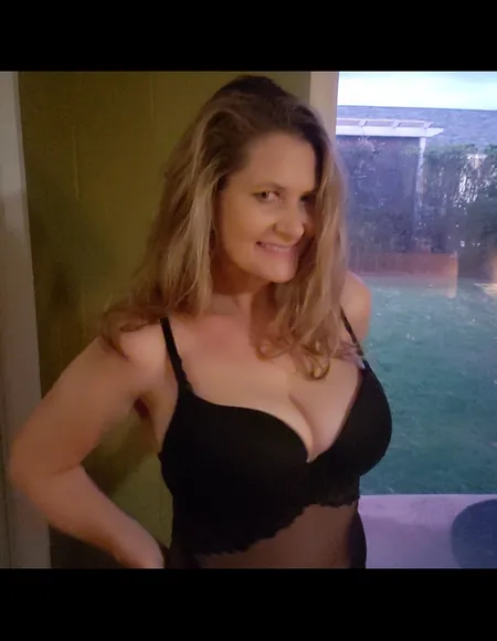 Stacy's Mom profile photo