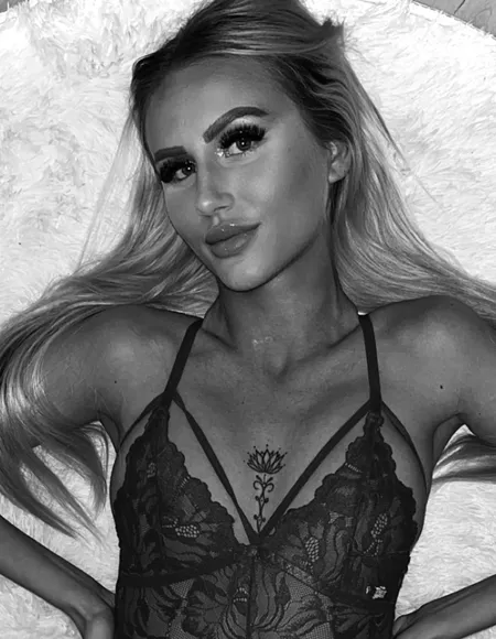 Jasmin Bebe 🐰 profile photo