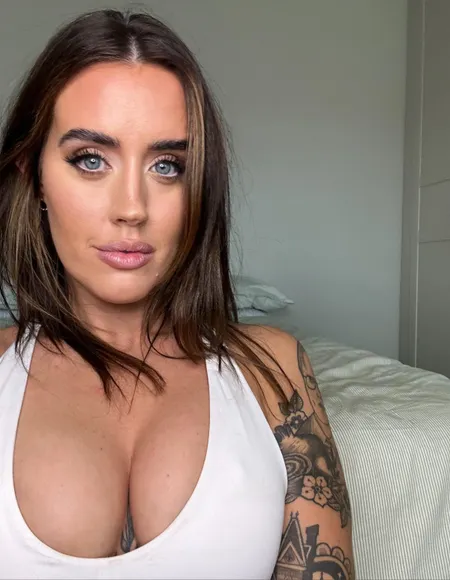 β‘Jessica Carterβππ±π©π₯π’ππ’π. ππ±π©ππ«π’ππ§πππ β‘ profile photo