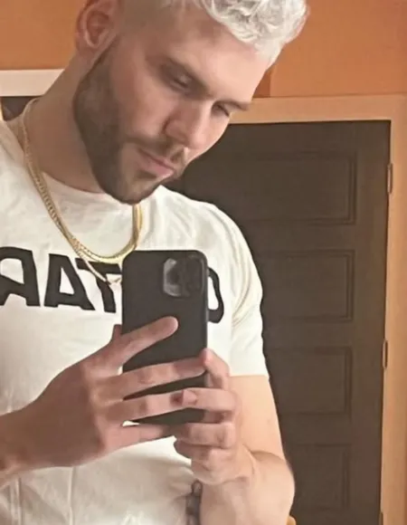 J from GJ profile photo