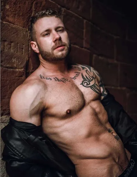 New account: @xxxjoshenton profile photo