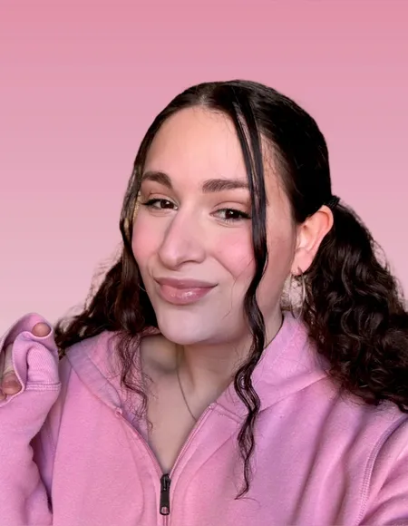 Jules’ Room 💕 profile photo