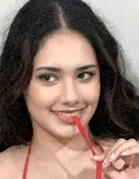 Julia Noi profile photo