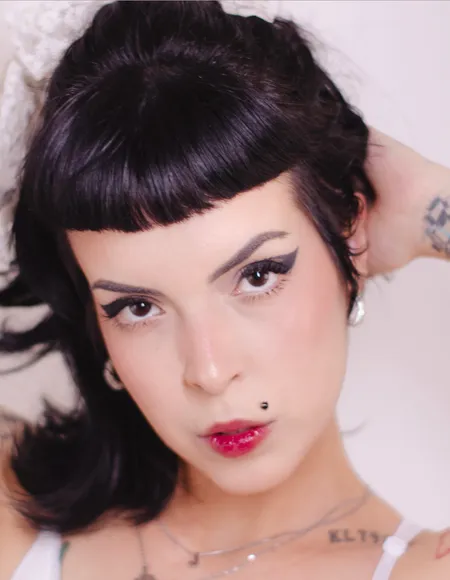 Julia |  Vip profile profile photo