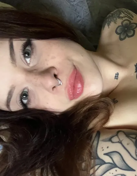 lucy🖤 profile photo