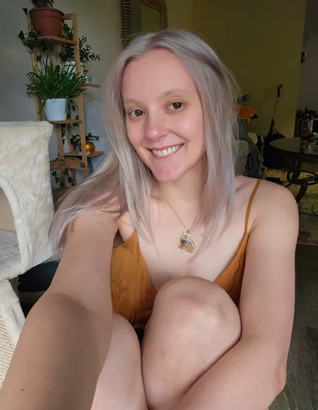 Kali Cox | Au Naturale Nerdy Girlfriend profile photo