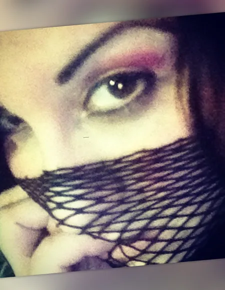 Dee profile photo