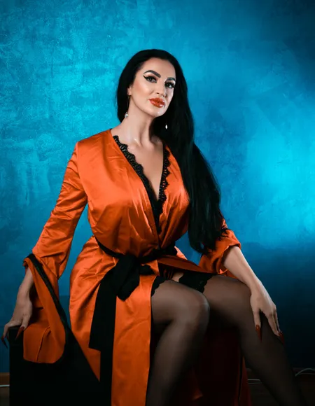 ♀️  KinkyDomina Long Nails FemDom JOI profile photo