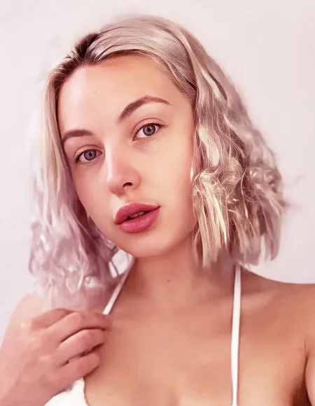 Kira Vixen🌺 profile photo