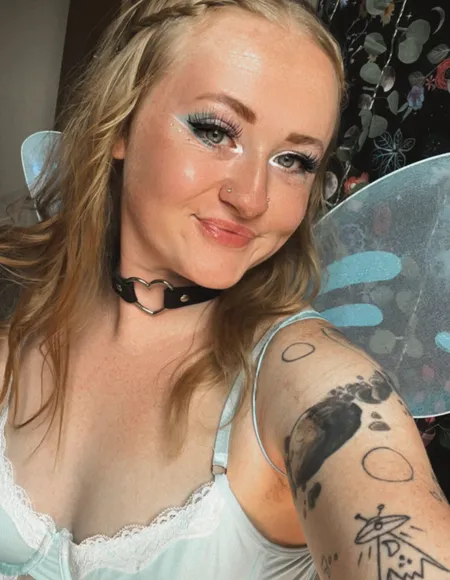 kosmic fairy✨(ON HIATUS) profile photo