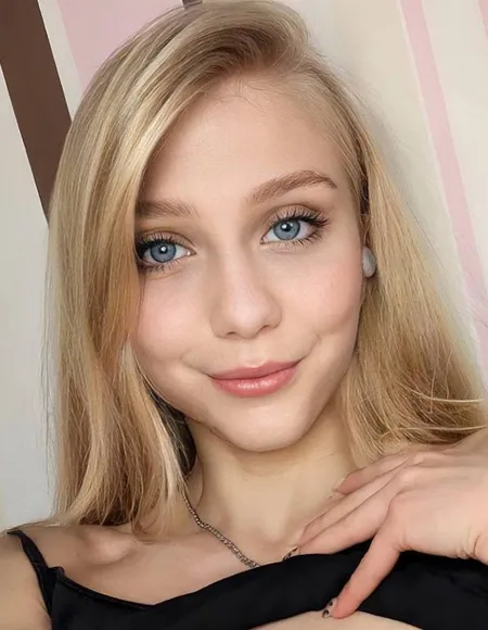 𝕐𝕠𝕦𝕣 𝕃𝕚𝕥𝕥𝕝𝕖 𝕂𝕣𝕚𝕤𝕥𝕪 😇 profile photo