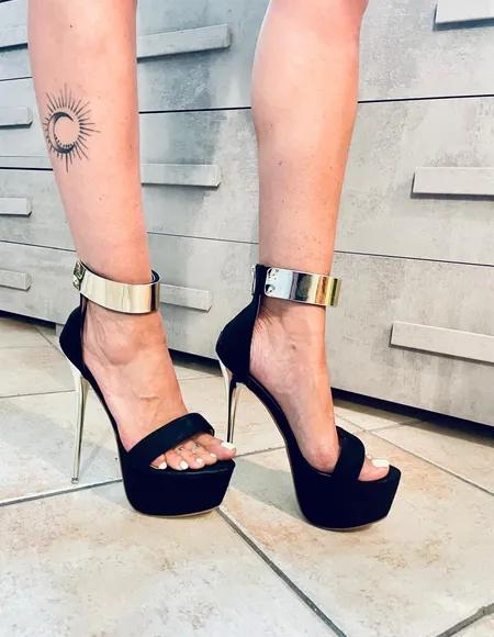 👠LadYFeeT 👠 FREE profile photo
