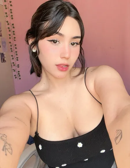 LanaRosie profile photo