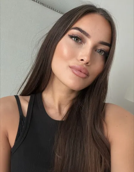 Lana Pembroke profile photo