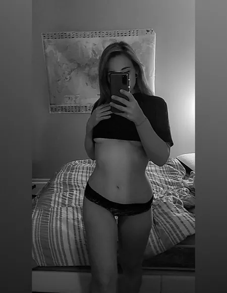 La petite sirène 🧜🏼♀️ profile photo