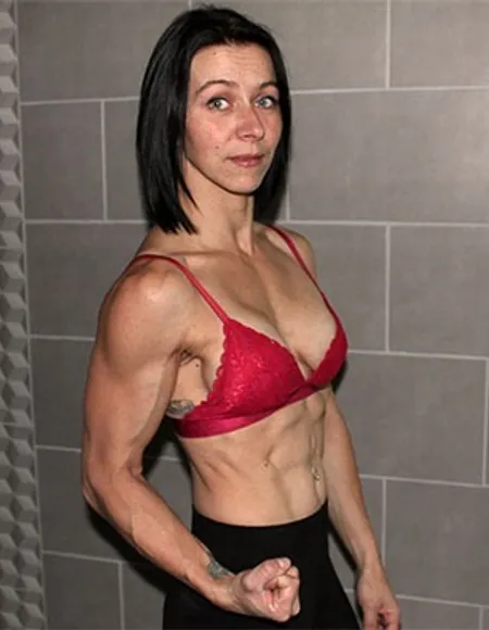 Lara Poussin profile photo