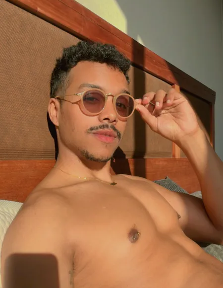 🤤 L A T I N L I C I O U X 💦 profile photo