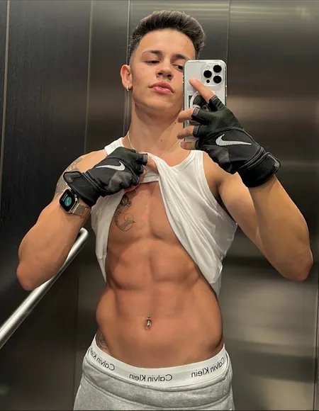 latinolu profile photo