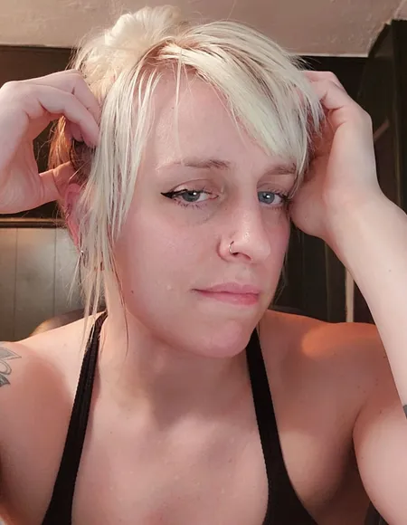 Laura profile photo