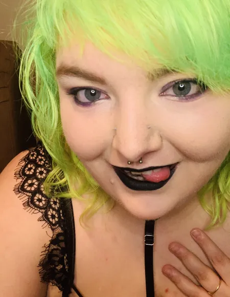 LavenderMonstur profile photo