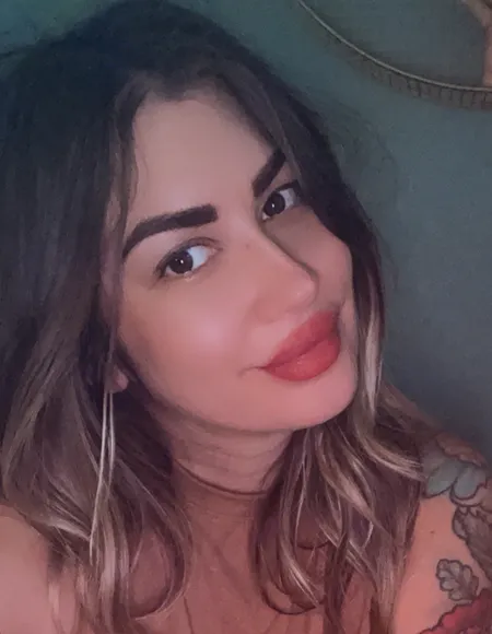 𝗟𝗔𝗬𝗟𝗔 𝗙𝗜𝗡𝗖𝗛🌸 profile photo