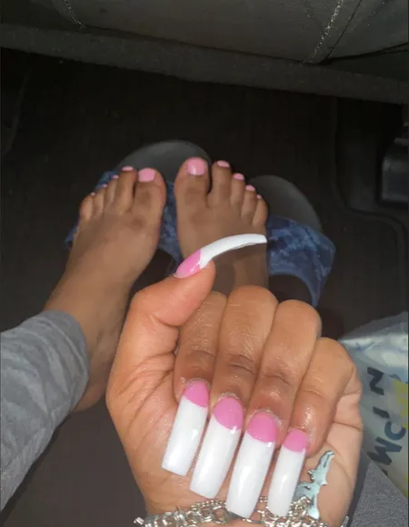 Leolovelyfoot profile photo