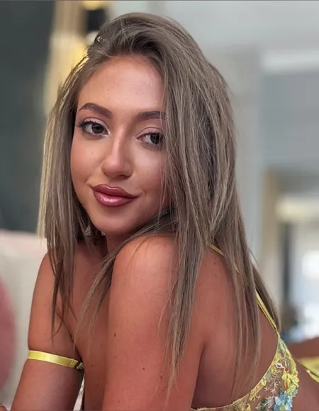 LesleyRed profile photo
