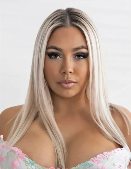 Lexa's secret ㊙️ room profile photo