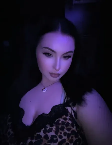 Bratty Bimbo profile photo